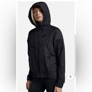 Nike | Black Windbreaker Zip Up Jacket | Lightweight